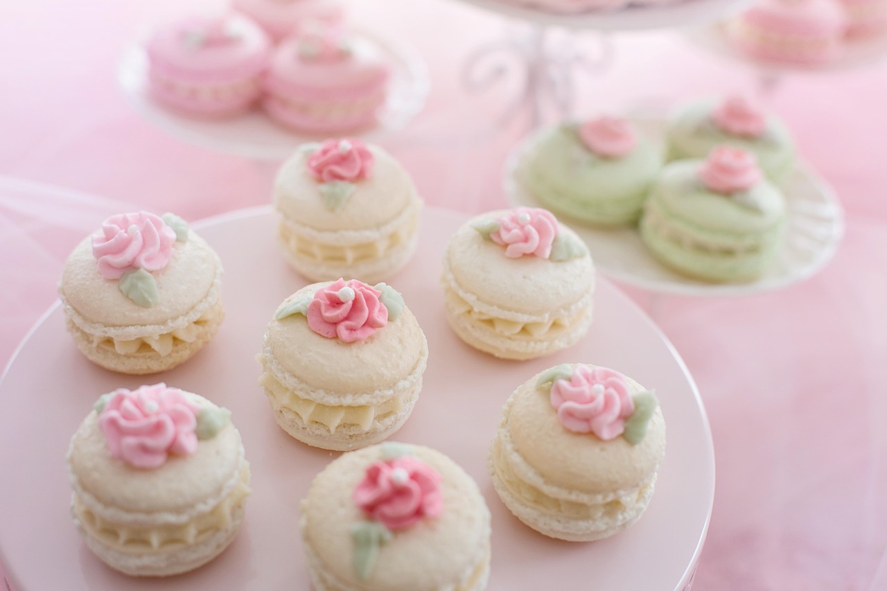Catering weselny – trendy i wskazówki, jak wybrać menu idealne dla gości